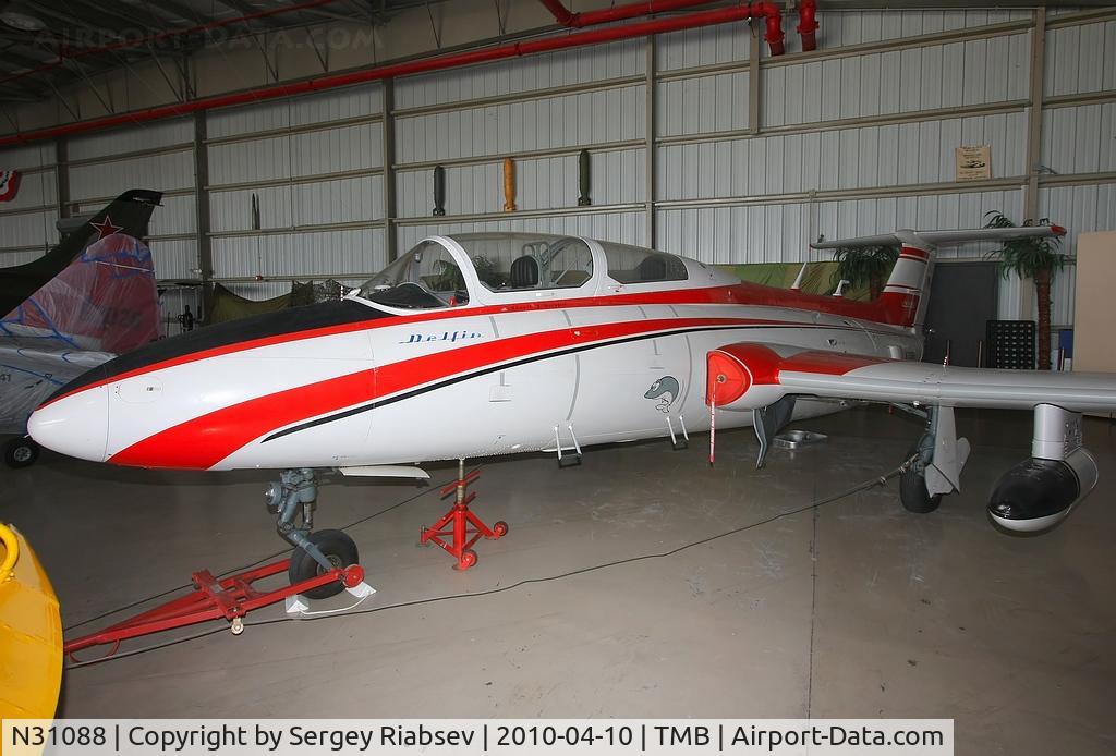N31088, 1968 Aero L-29 Delfin C/N 2813, Wings over Miami museum.