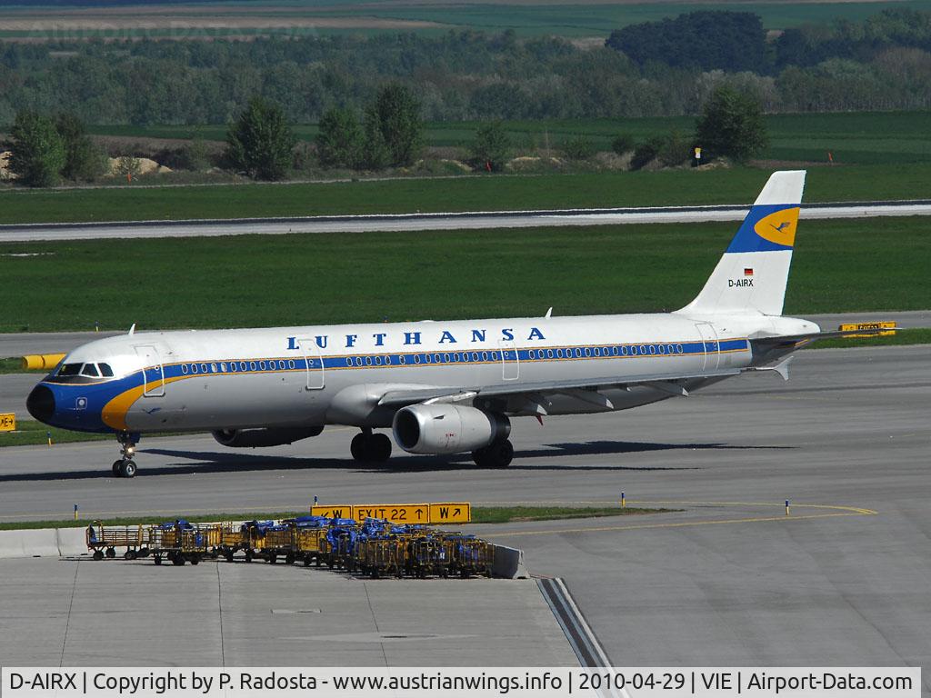 D-AIRX, 1998 Airbus A321-131 C/N 0887, Nice colors