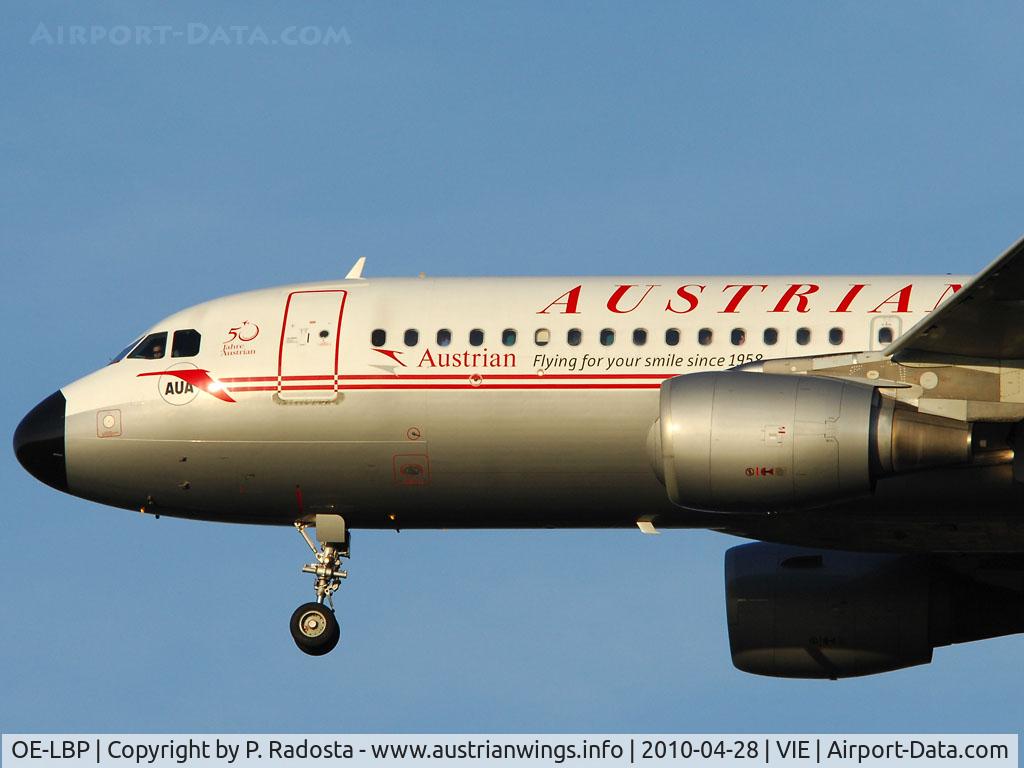 OE-LBP, 1998 Airbus A320-214 C/N 797, Retro Bus closeup 