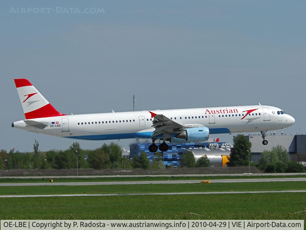OE-LBE, 1998 Airbus A321-211 C/N 935, Landing RWY 11