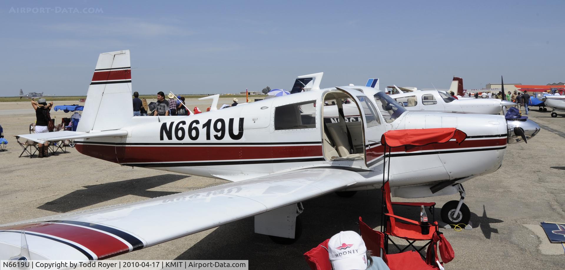 N6619U, 1965 Mooney M20E Super 21 C/N 732, Minter Field fly in 2010
