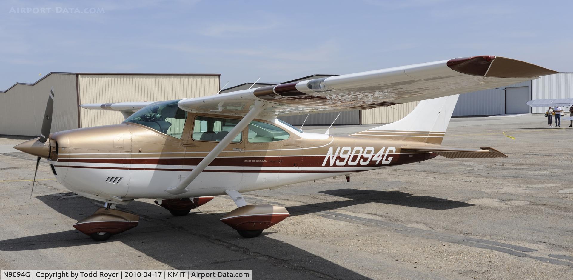 N9094G, 1971 Cessna 182N Skylane C/N 18260634, Minter Field fly in 2010