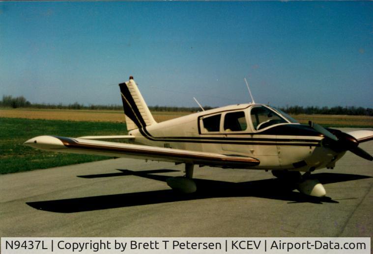 N9437L, 1971 American Aviation AA-1A Trainer C/N AA1A-0237, Cherokee 6 owned by my late father Brett, Gary Metroka, & Steve Hurst