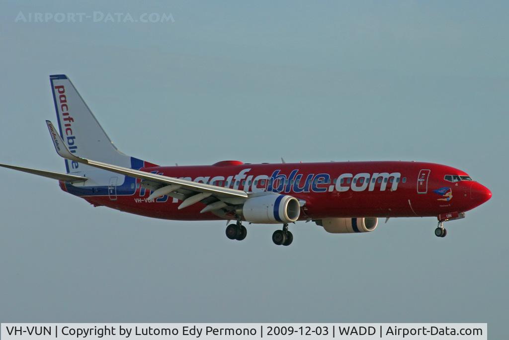 VH-VUN, 2007 Boeing 737-8BK C/N 29676, Pacific Blue