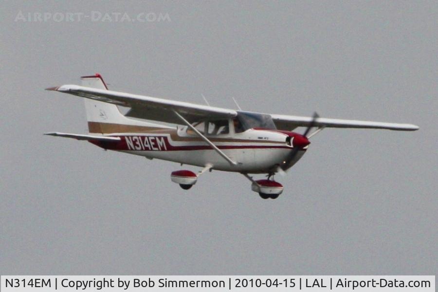 N314EM, 1977 Cessna R172K Hawk XP C/N R1722742, Arriving at Lakeland, FL during Sun N Fun 2010.