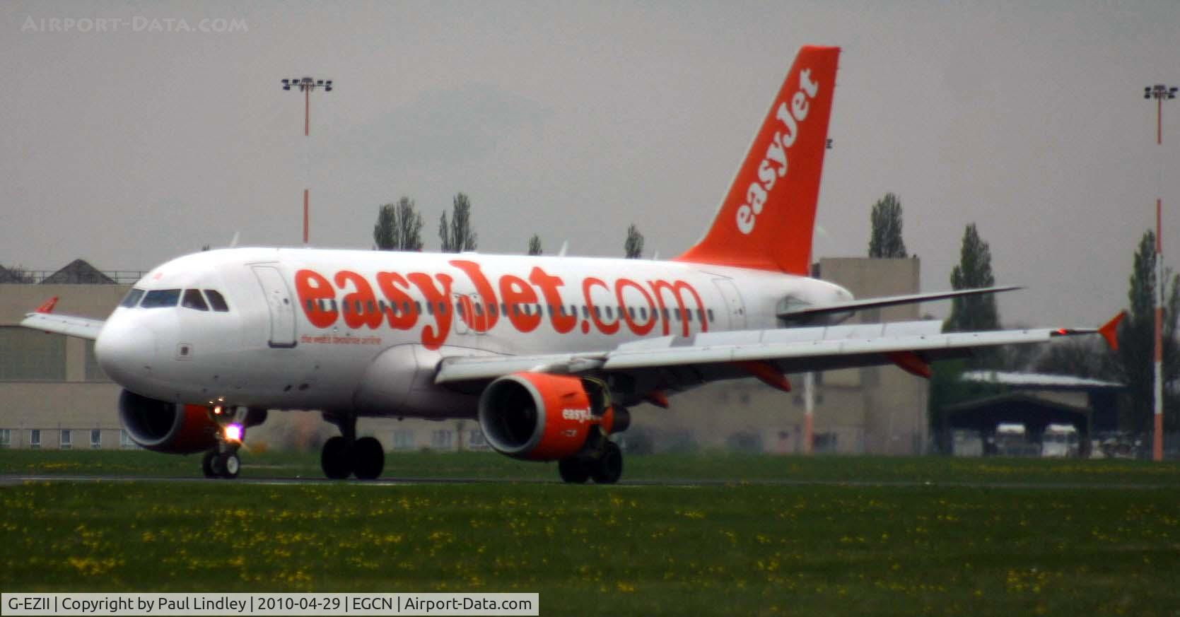 G-EZII, 2005 Airbus A319-111 C/N 2471, In from Amsterdam
