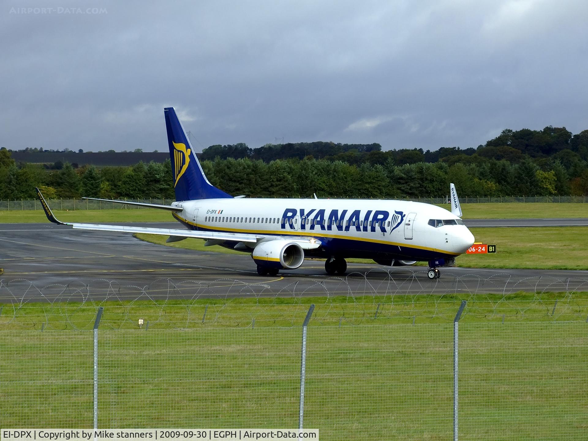 EI-DPX, 2007 Boeing 737-8AS C/N 35553, 