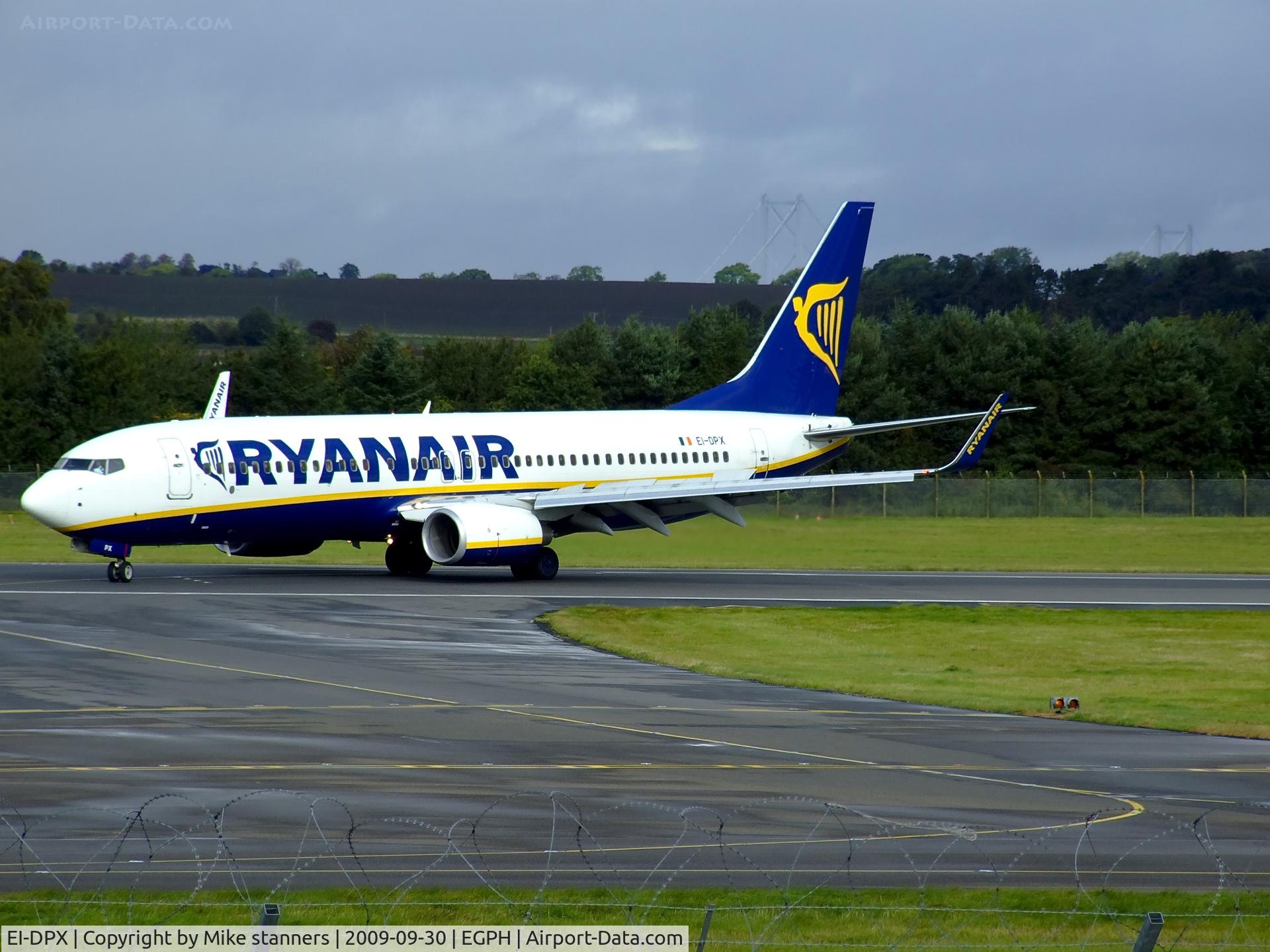 EI-DPX, 2007 Boeing 737-8AS C/N 35553, Edinburgh based Ryanair B737-800 arrives back at EDI