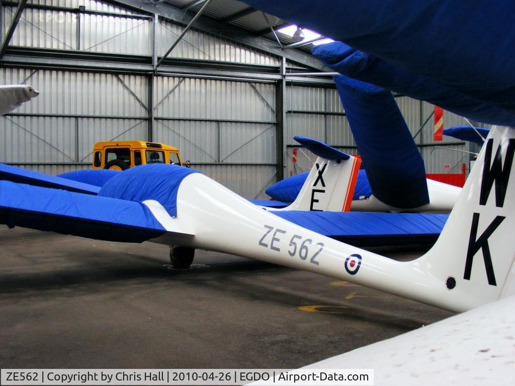 ZE562, 1985 Grob G-103 Viking T.1 C/N 33926-K-161, Grob Viking T.1's in the 626 VGS hangar at Predannack Airfield