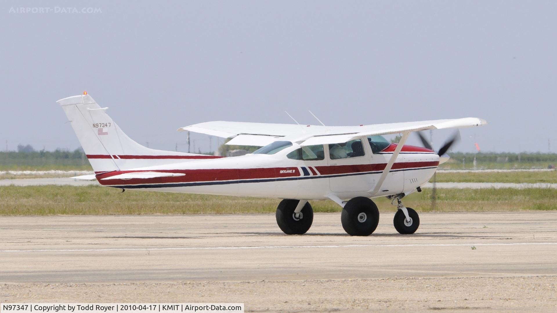 N97347, 1979 Cessna 182Q Skylane C/N 18267064, Minter Field fly in 2010