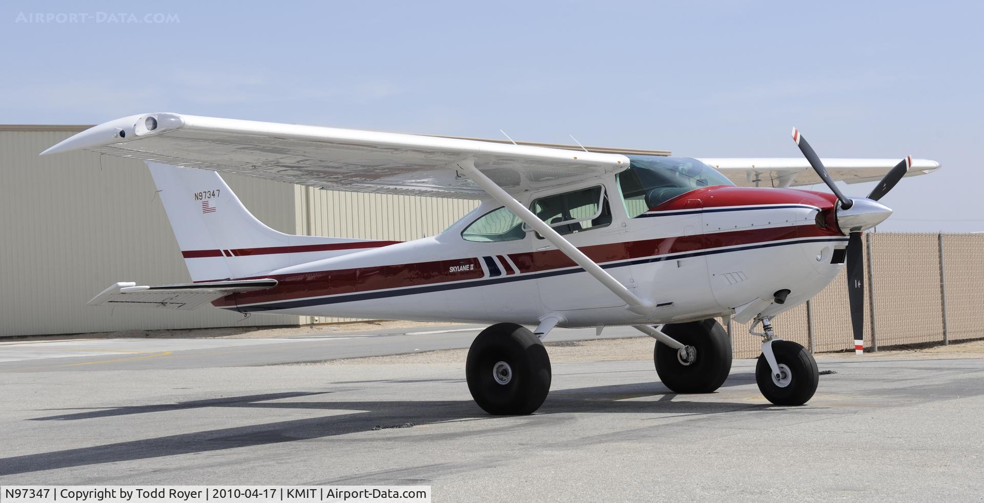 N97347, 1979 Cessna 182Q Skylane C/N 18267064, Minter Field fly in 2010