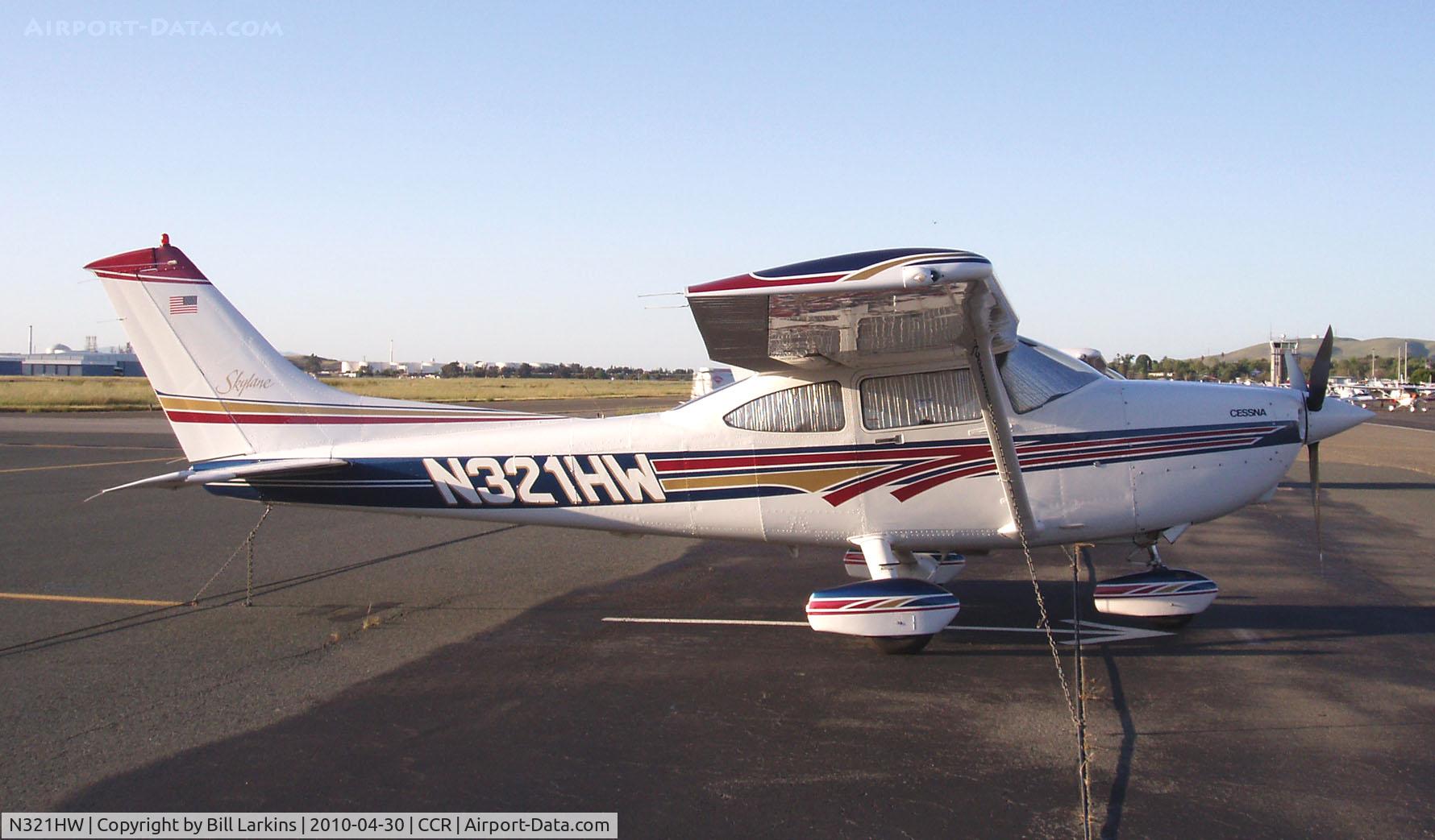 N321HW, 1998 Cessna 182S Skylane C/N 18280264, Visitor