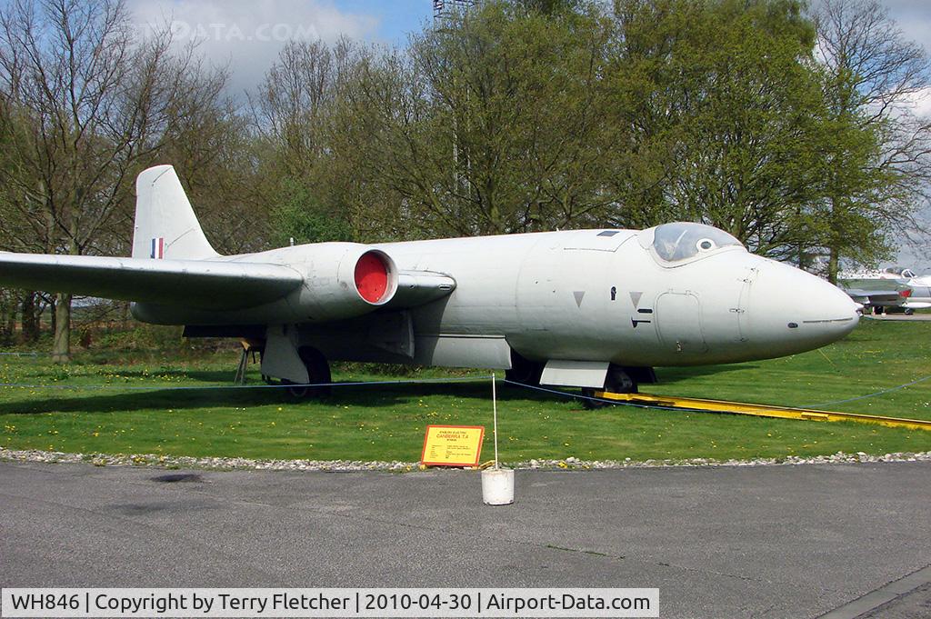WH846, English Electric Canberra T.4 C/N EEP71290, English Electric Canberra T4 displayed at the Yorkshire Air Museum at Elvington