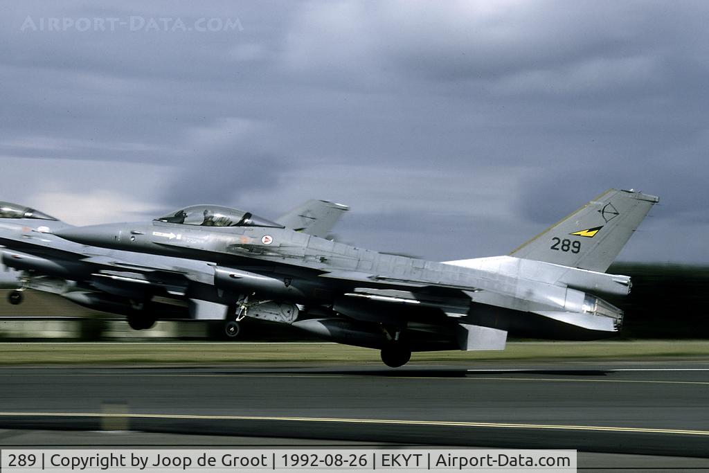 289, 1978 Fokker F-16AM Fighting Falcon C/N 6K-18, take off for a Tactical Fighter Weaponry mission. During these exercises lots of foreign aircraft were operating out of Danish air bases.