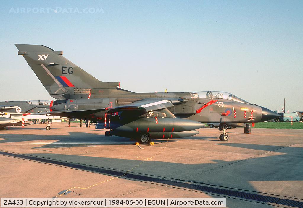 ZA453, 1983 Panavia Tornado GR.1B C/N BS083/249/3119, Royal Air Force Tornado GR1. Operated by 15 Squadron, coded 'EG'.