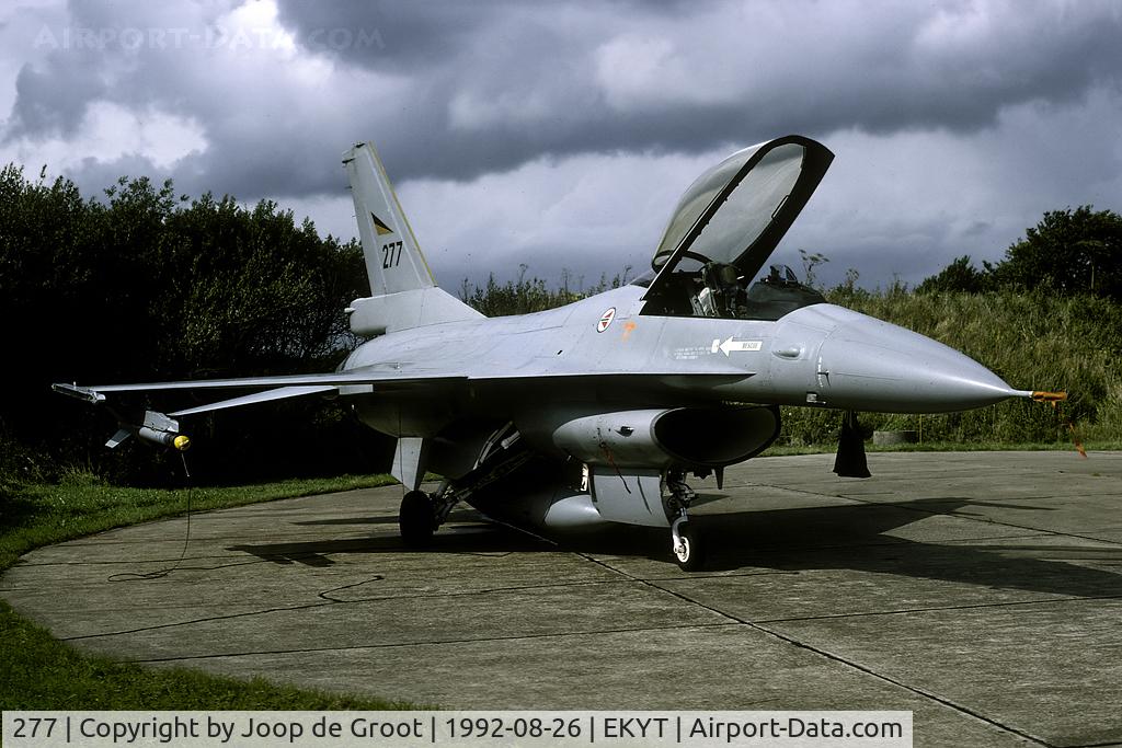 277, 1978 General Dynamics F-16A Fighting Falcon C/N 6K-6, One of the many Norwegian F-16s that were based at Aalborg during the 1992 Tactical Fighter Weaponry.