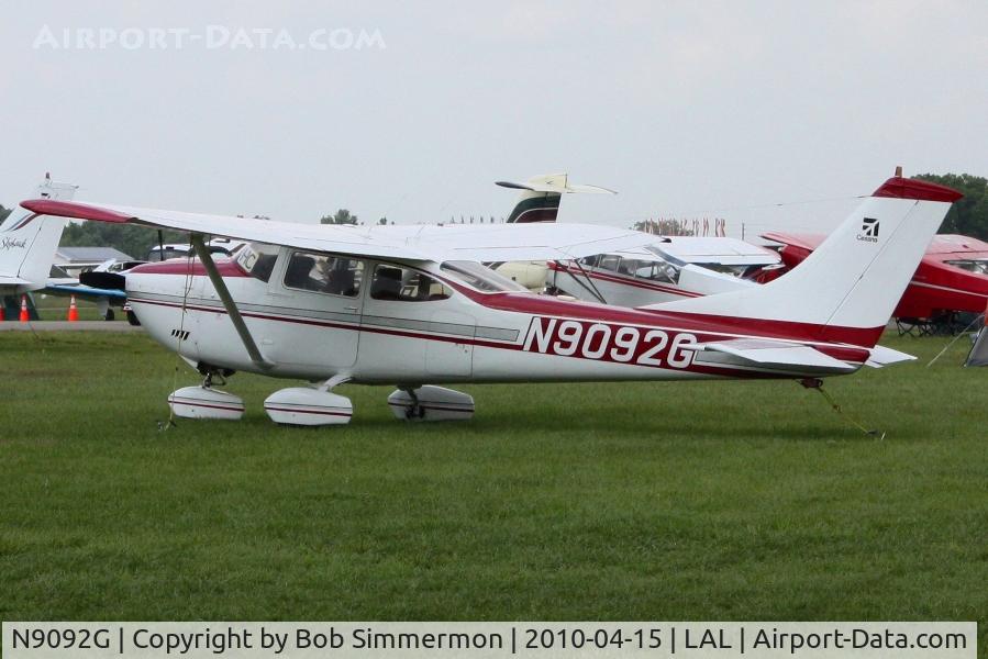 N9092G, 1971 Cessna 182N Skylane C/N 18260632, Sun N Fun 2010