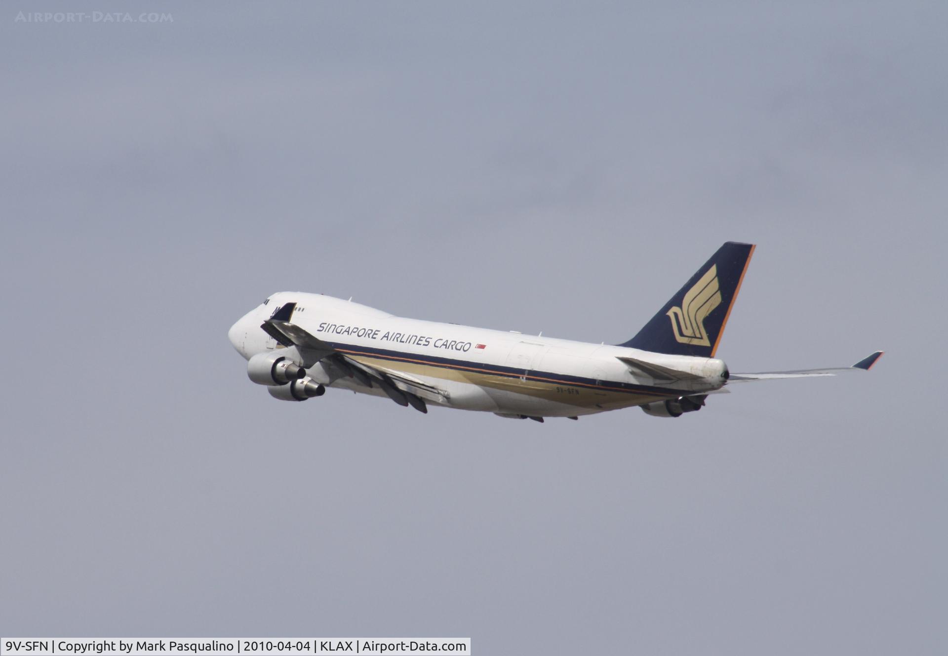 9V-SFN, 2004 Boeing 747-412F/SCD C/N 32899, Boeing 747-400F