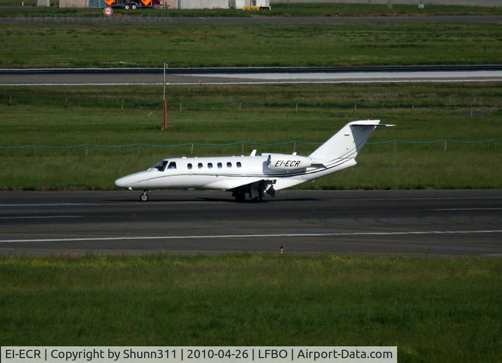 EI-ECR, 2008 Cessna 525A CitationJet CJ2+ C/N 525A-0438, Arriving from flight and taxiing to the General Aviation...