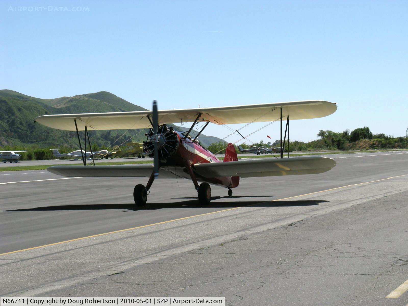 N66711, 1941 Boeing IB75A C/N 75-1675, 1941 Boeing Stearman IB75A, Jacobs R-755B2 275 Hp newly rebuilt engine, Restricted-Experimental class, taxi back