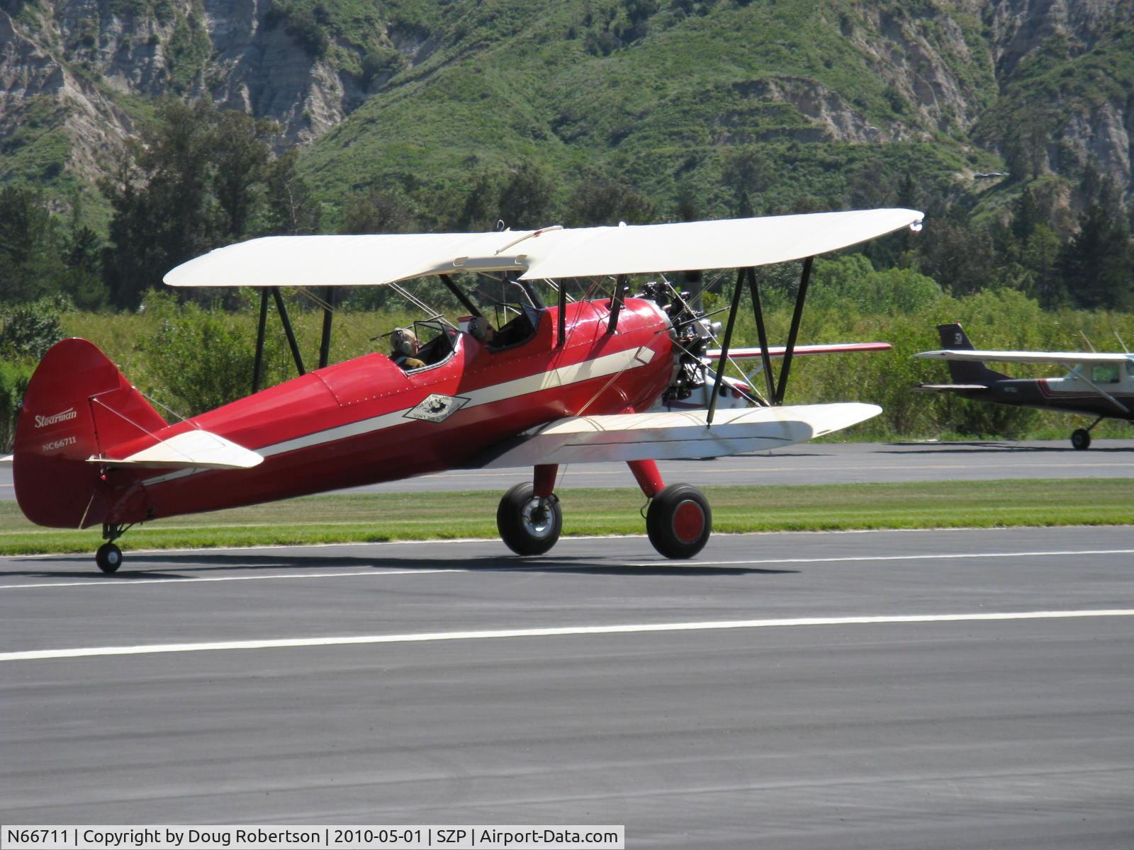 N66711, 1941 Boeing IB75A C/N 75-1675, 1941 Boeing Stearman IB75A, Jacobs R-755B2 275 Hp newly rebuilt engine, Restricted-Experimental class, landing roll Rwy 22
