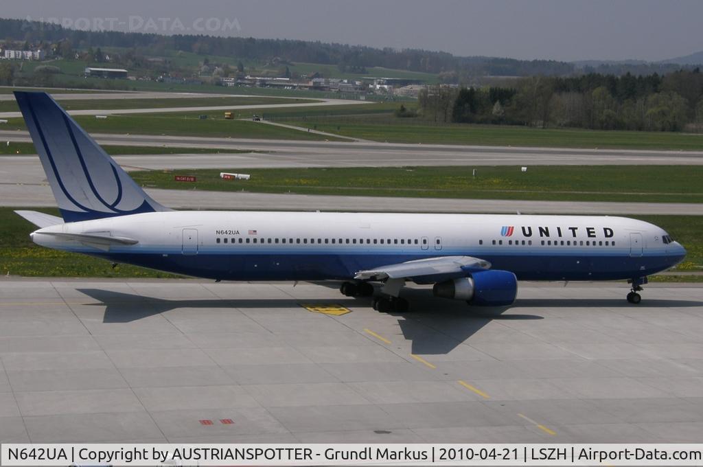 N642UA, 1991 Boeing 767-322 C/N 25092, United Airlines
