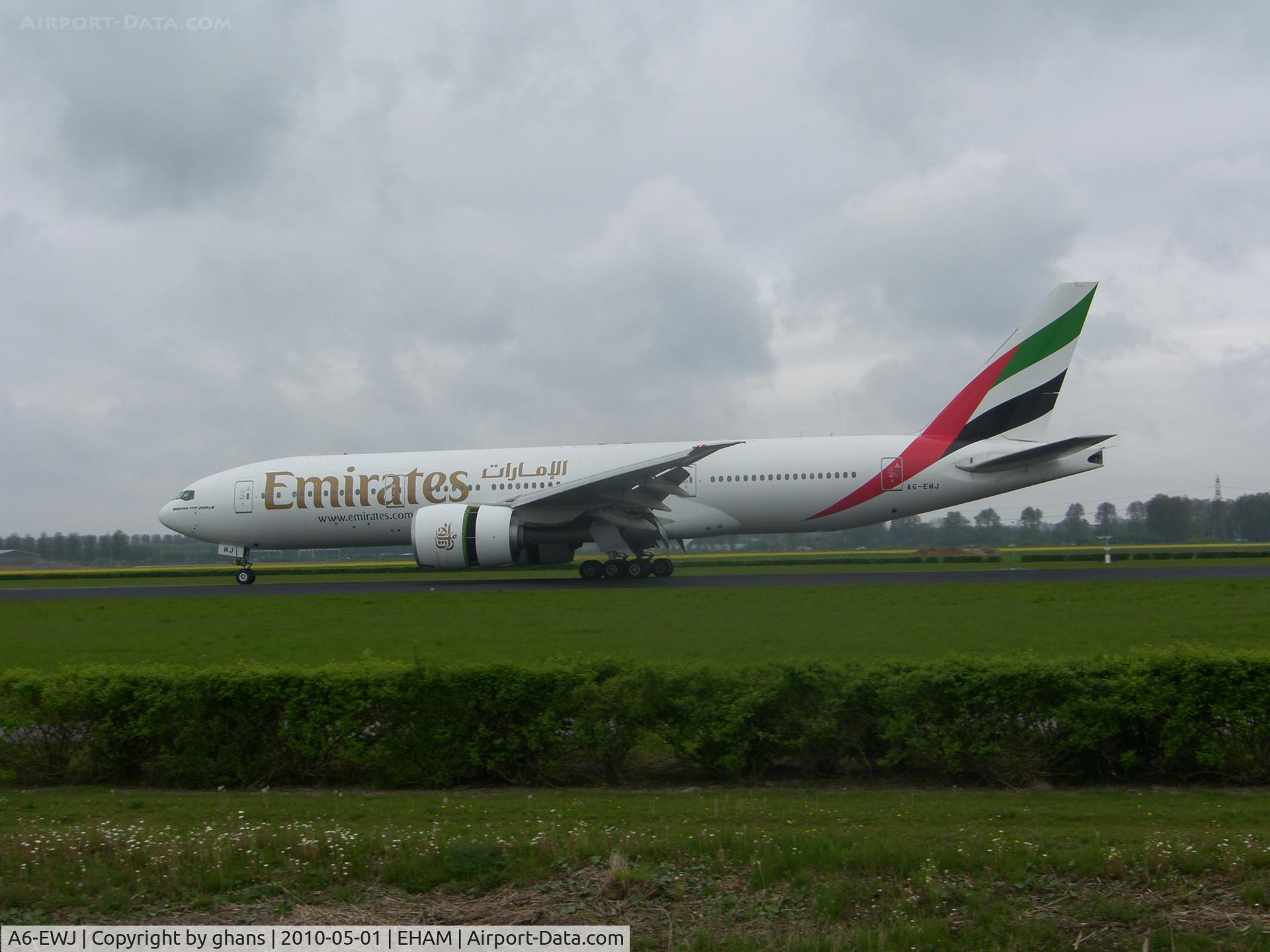 A6-EWJ, 2009 Boeing 777-21H/LR C/N 35590, First visit of the Emirates Triple 7 Longreach at Amsterdam