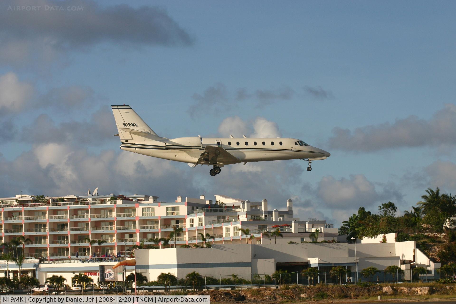 N19MK, 2005 Cessna 680 Citation Sovereign C/N 680-0052, N19MK over the tresh hold st TNCM for landing