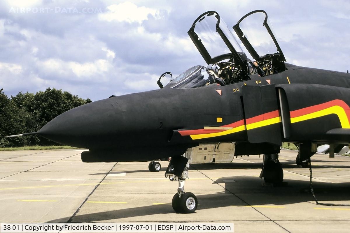38 01, 1972 McDonnell Douglas F-4F Phantom II C/N 4607, start up during the 