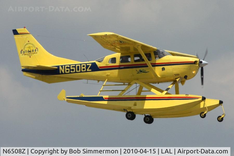 N6508Z, Cessna TU206G Turbo Stationair C/N U20606303, Arriving at Lakeland, FL during Sun N Fun 2010.