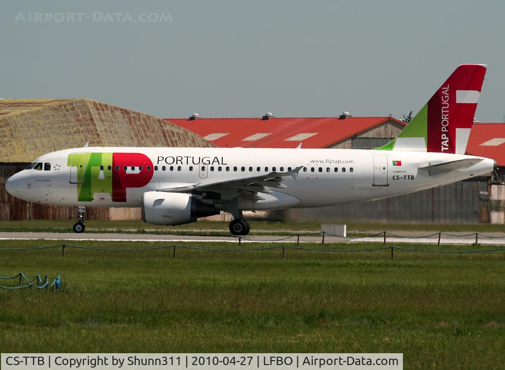 CS-TTB, 1997 Airbus A319-111 C/N 755, Ready for take off rwy 32R