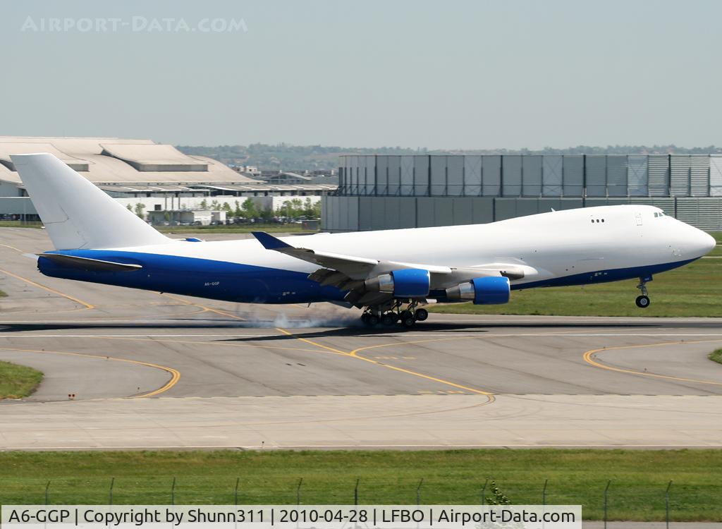 A6-GGP, 1995 Boeing 747-412F/SCD C/N 28032, Landing rwy 14R