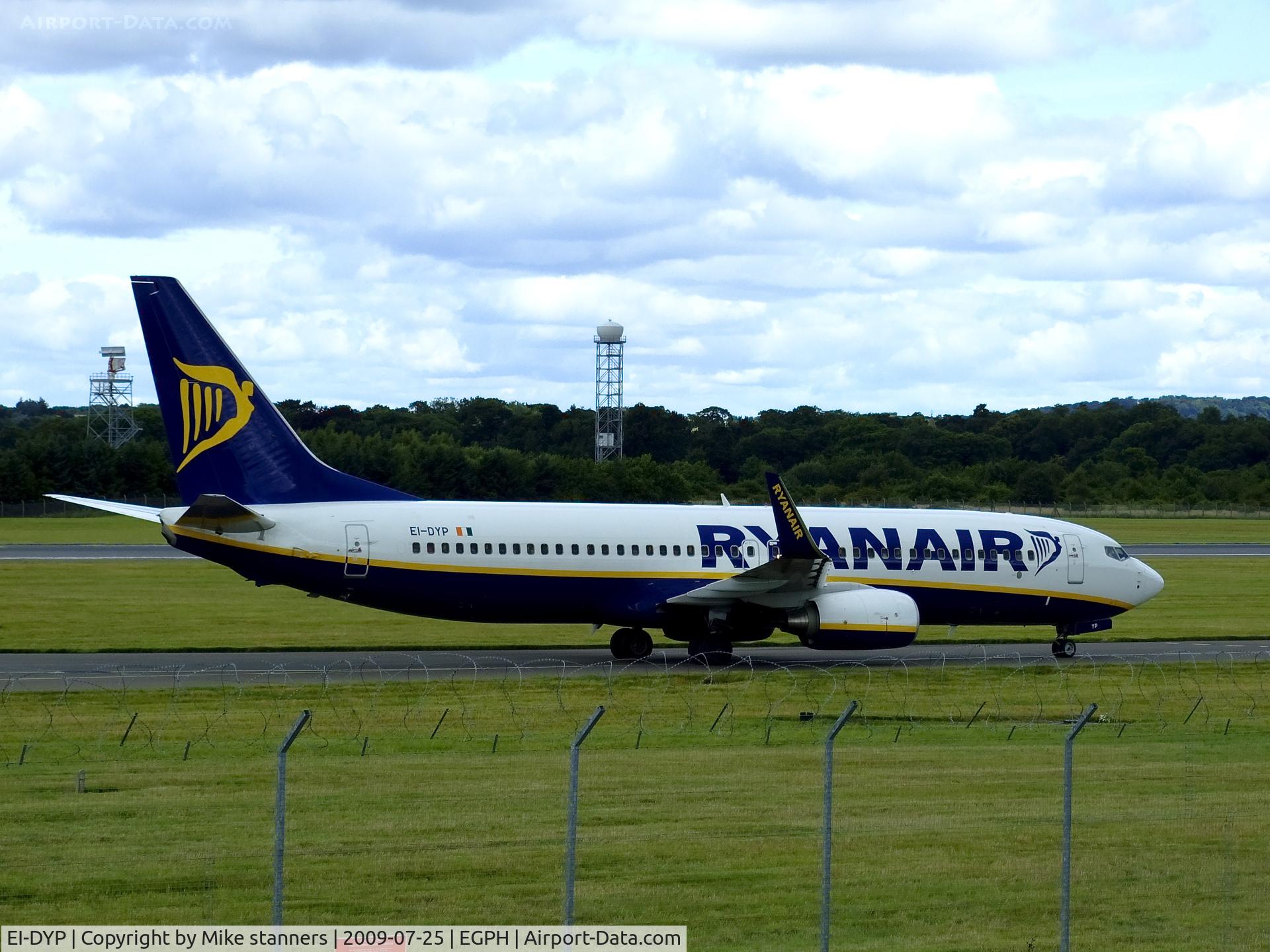 EI-DYP, 2008 Boeing 737-8AS C/N 37515, EI-DYP Arrives at EDI