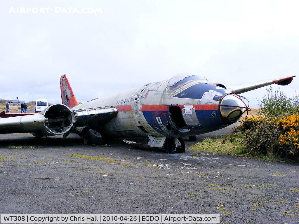 WT308, English Electric Canberra B(I).6 C/N EEP71430, ex Royal Aircraft Establishment Canberra B(I)6 at the Royal Naval School of Fire Fighting