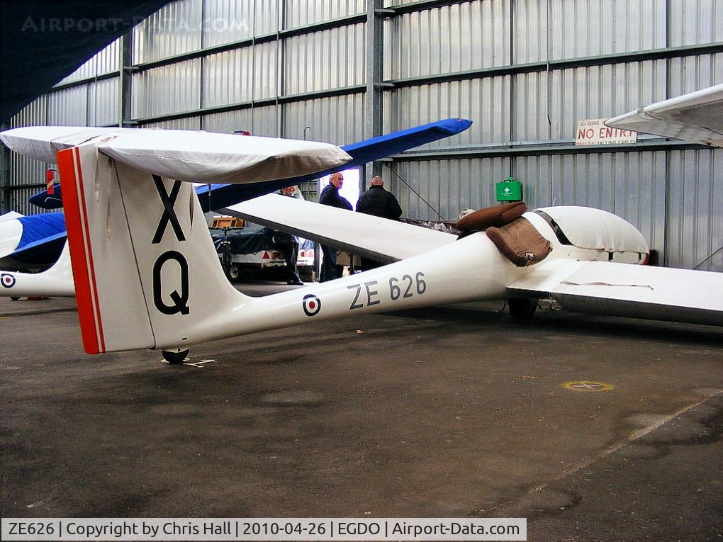 ZE626, 1985 Grob G-103 Viking T1 C/N 33971-K-204, Grob Viking T.1 in the 626 VGS hangar at Predannack Airfield