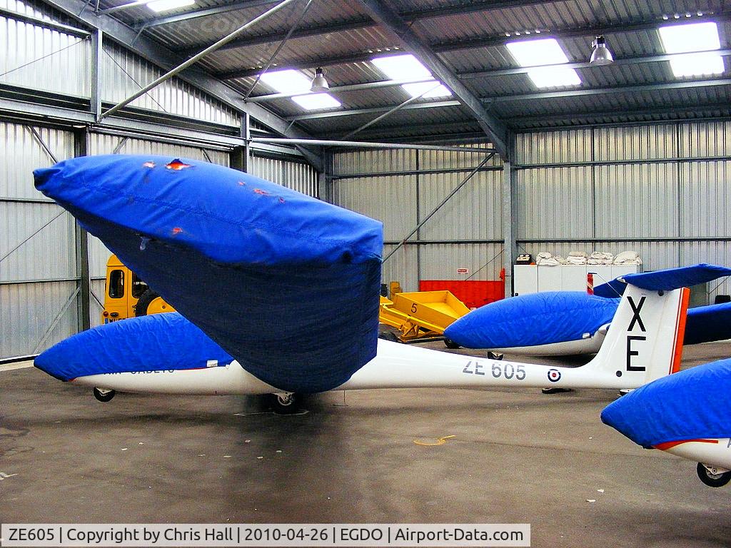 ZE605, 1985 Grob G-103 Viking T.1 C/N 33949-K-182, Grob Viking T.1 in the 626 VGS hangar at Predannack Airfield