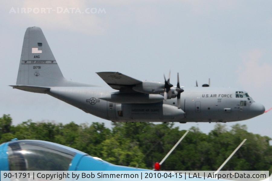 90-1791, 1990 Lockheed C-130H Hercules C/N 382-5242, Low pass over Sun N Fun 2010 - Lakeland, Florida.