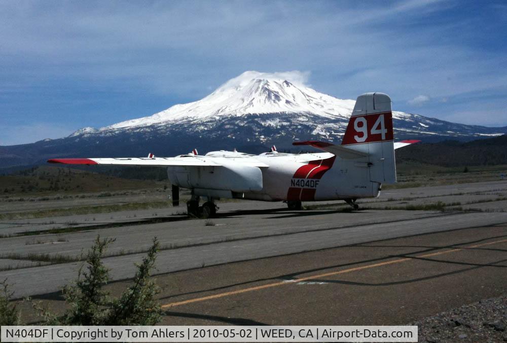 N404DF, Grumman S2F-1 (TS-2A) Tracker C/N 308, Mt. Shasta in background