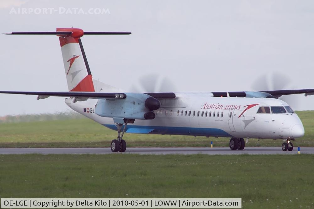 OE-LGE, 2001 De Havilland Canada DHC-8-402Q Dash 8 C/N 4042, AUSTRIAN ARROWS