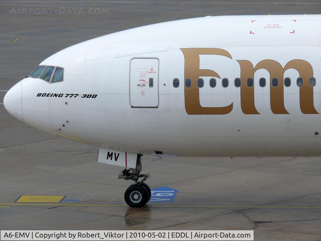 A6-EMV, 2003 Boeing 777-31H C/N 28687, Emirates, Boeing 777-31H