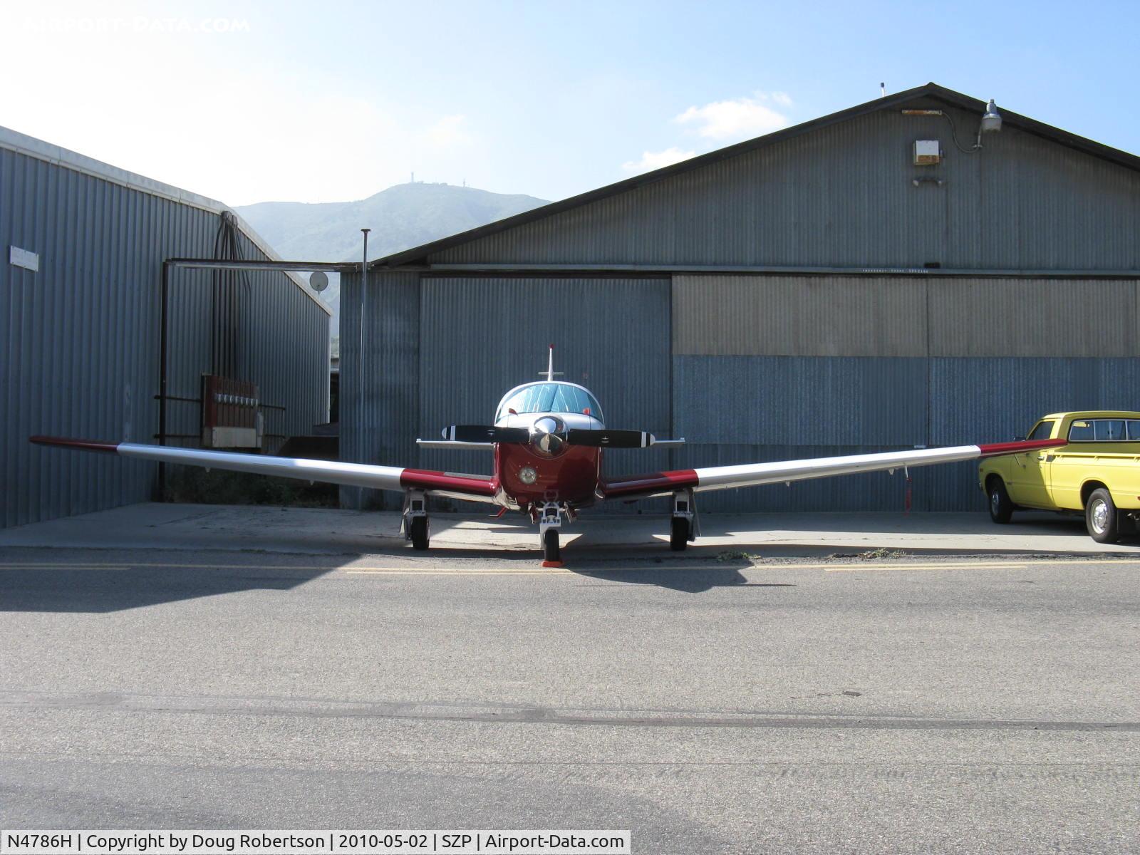 N4786H, 1979 Mooney M20J 201 C/N 24-0876, 1979 Mooney M20J 201, Lycoming IO-360 A&C 200 Hp, stunning new paint design and finish