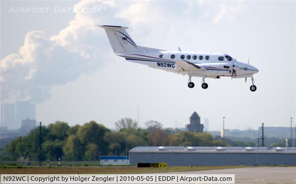 N92WC, 1989 Beech B200 King Air C/N BB-1330, Often seen at LEJ.....