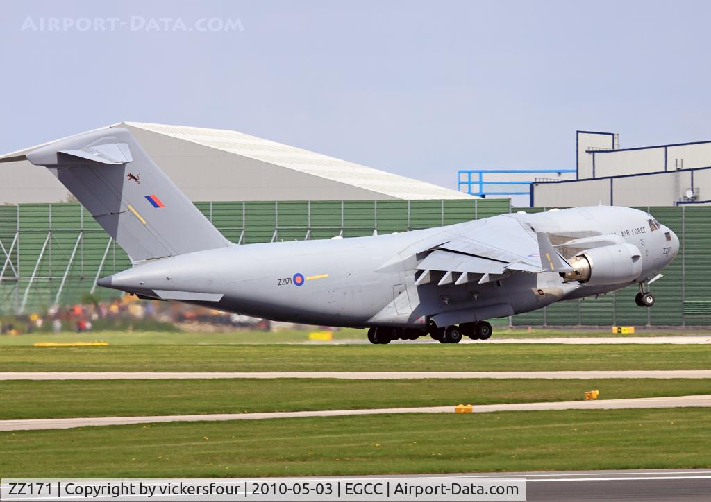 ZZ171, 2000 Boeing C-17A Globemaster III C/N F-007, Royal Air Force. Operated by 99 Squadron.