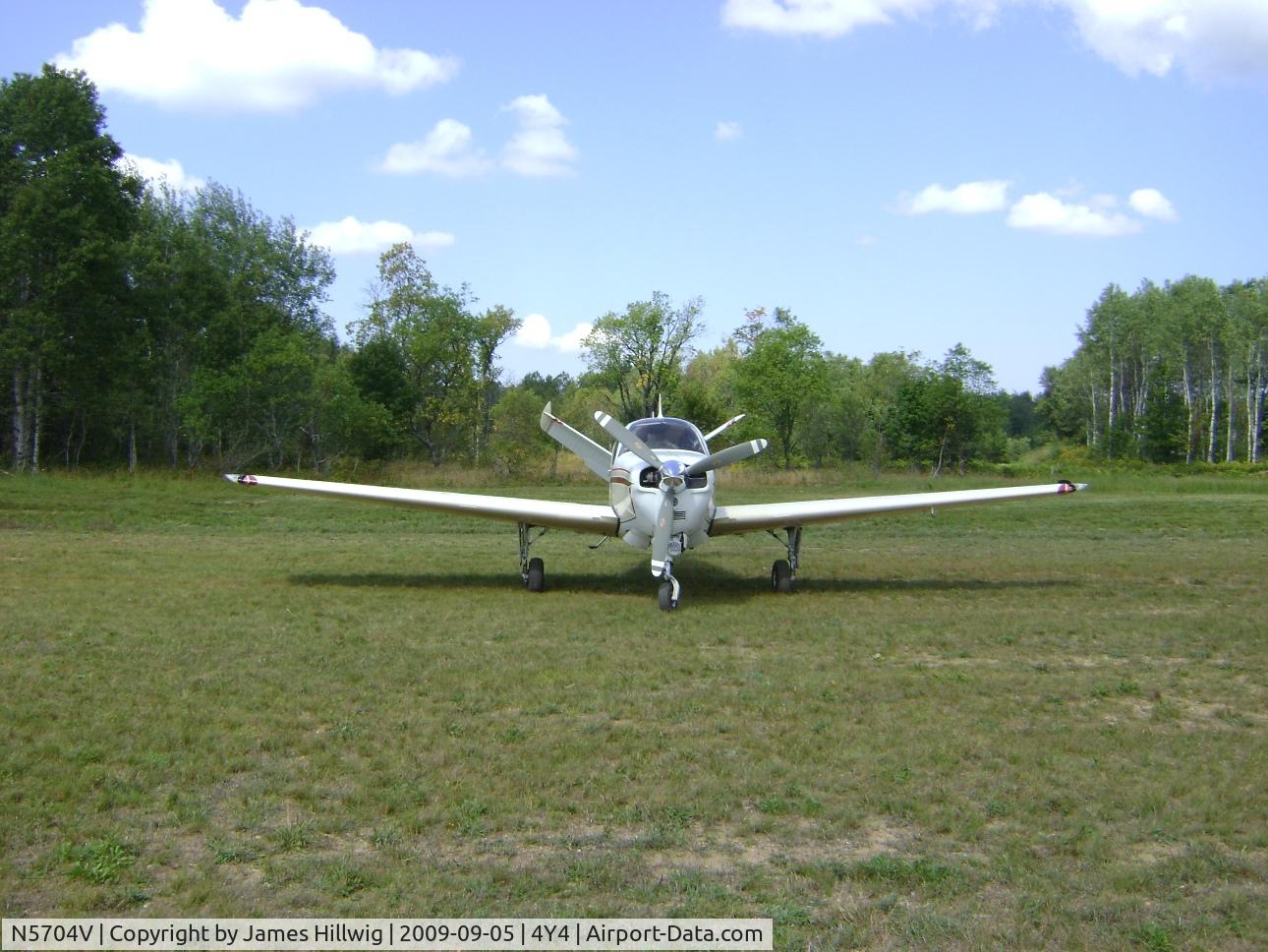 N5704V, 1966 Beech V35 Bonanza C/N D-8082, 2009 Lakes of the North Fly In