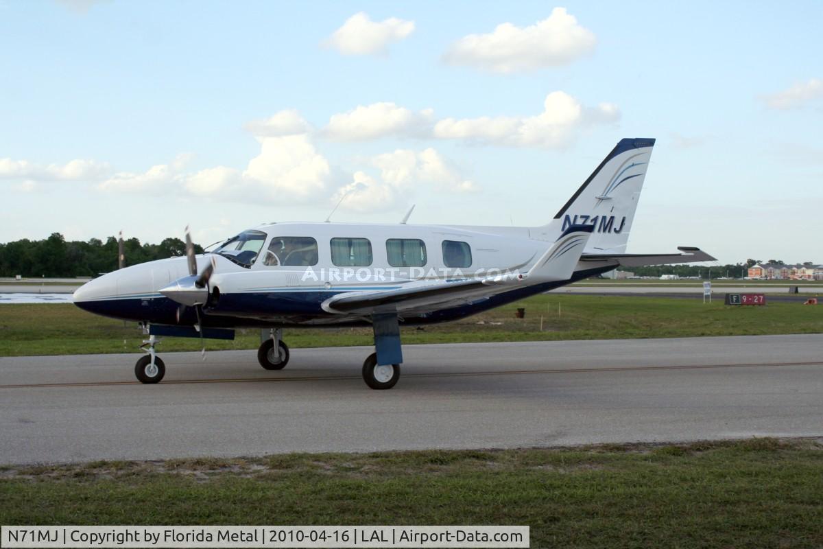 N71MJ, 1980 Piper PA-31-325 Navajo C/R C/N 31-8012061, PA-31-325