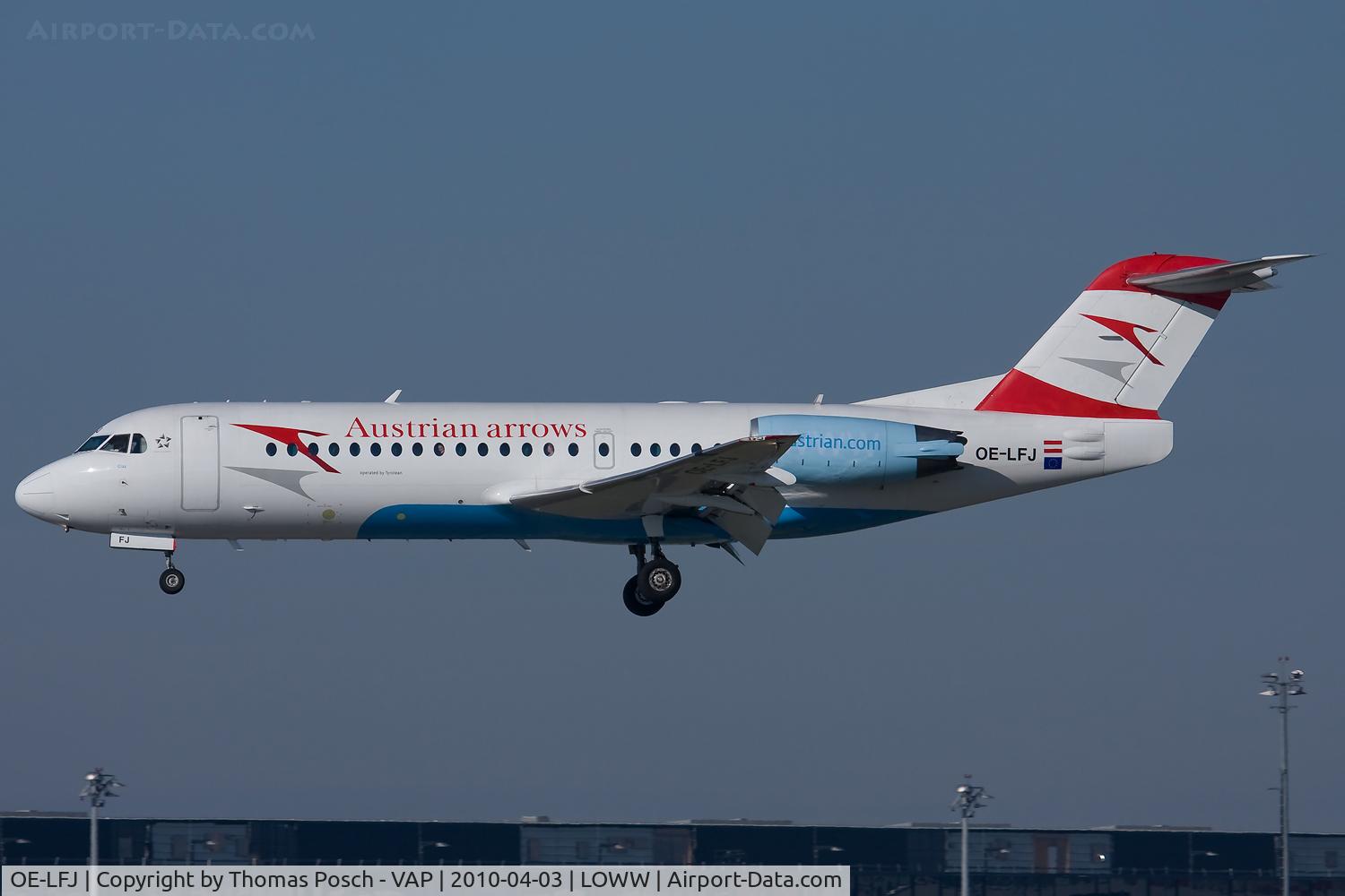 OE-LFJ, 1995 Fokker 70 (F-28-0070) C/N 11532, Austrian Arrows