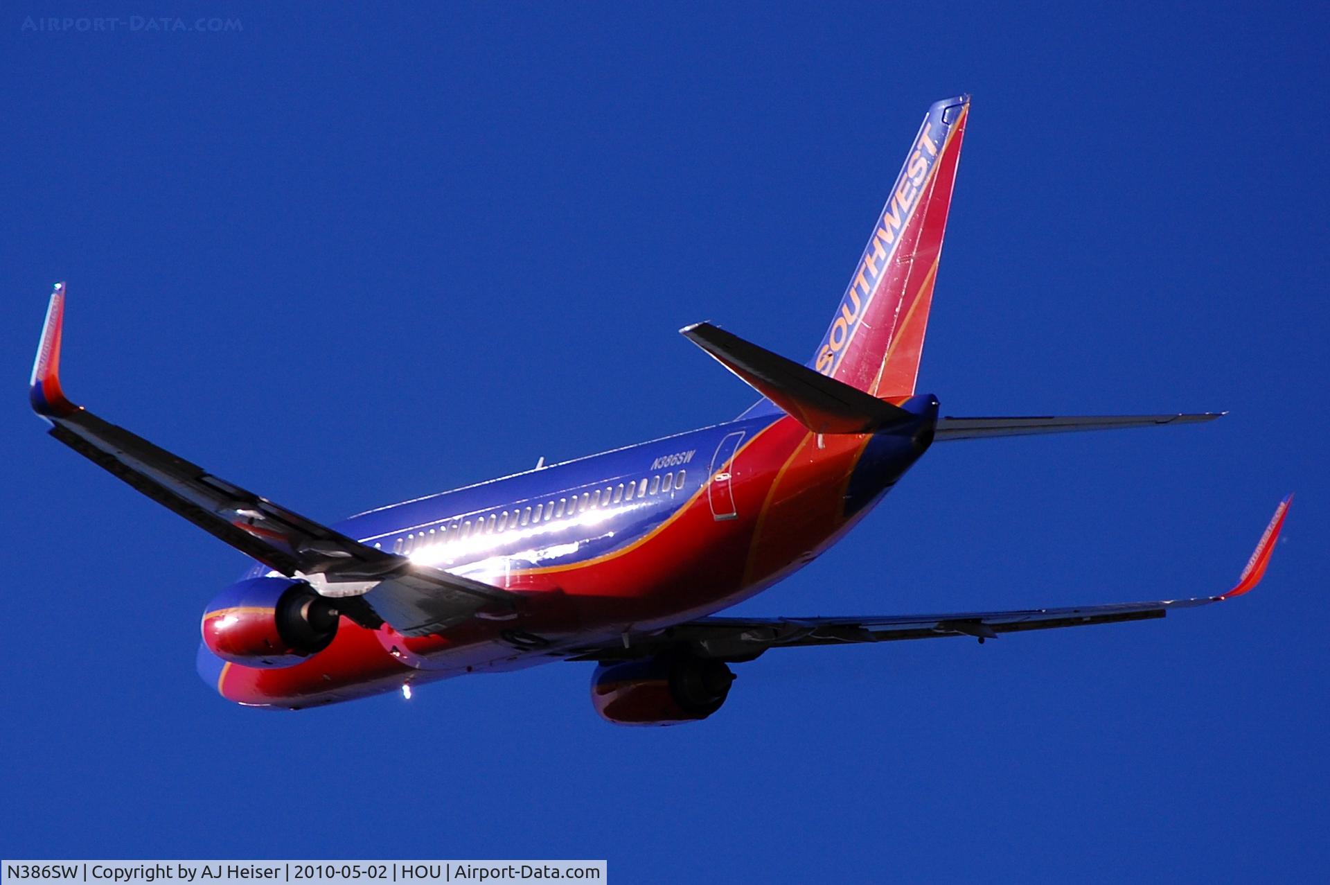 N386SW, 1994 Boeing 737-3H4 C/N 26601, Departed 30L