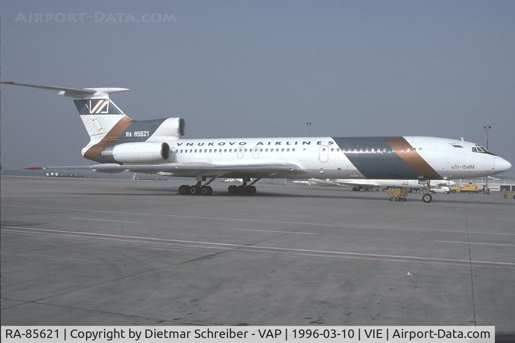 RA-85621, 1986 Tupolev Tu-154M C/N 86A742, Vnukovo Airlines