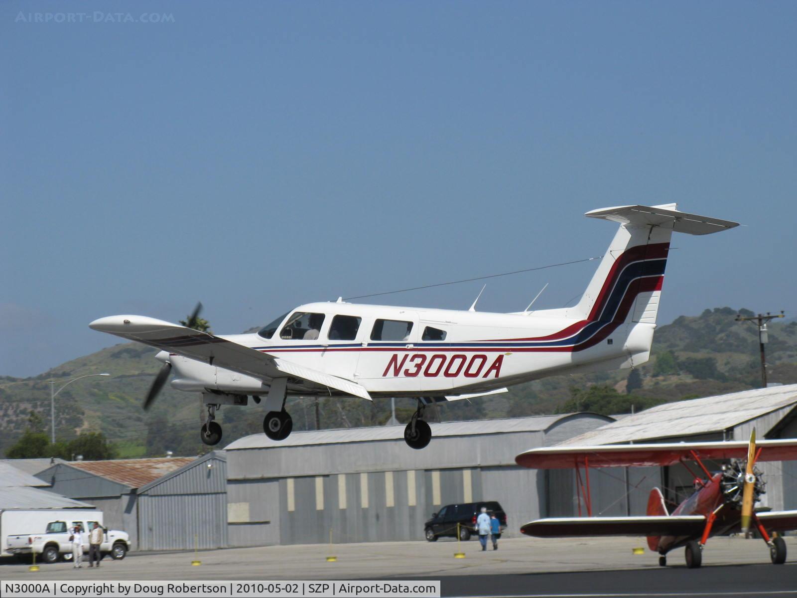 N3000A, 1978 Piper PA-32RT-300T Turbo Lance II C/N 32R-7887287, 1978 Piper PA-32RT-300T TURBO LANCE II, two Lycoming TIO-540-S1AD 300 Hp each, T-tail, on final Rwy 22