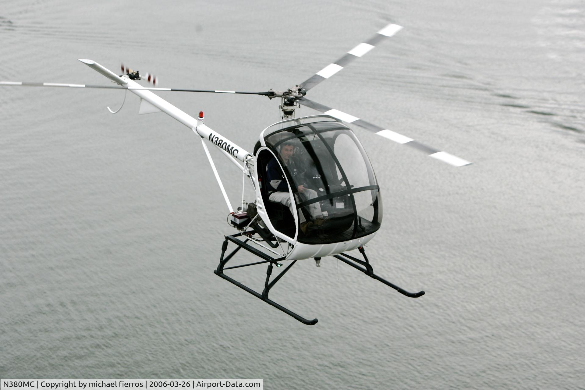 N380MC, Hughes 269A C/N 128-1054, over lake